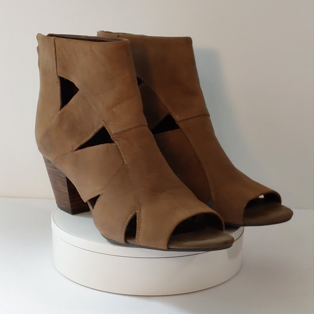 FRANCO SARTO Women's Shoes / 10 medium